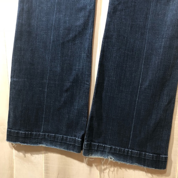 🔥🔥7FAM DoJo ‘s - White 7’s - Size 28 Reg. $50 - Picture 4 of 7